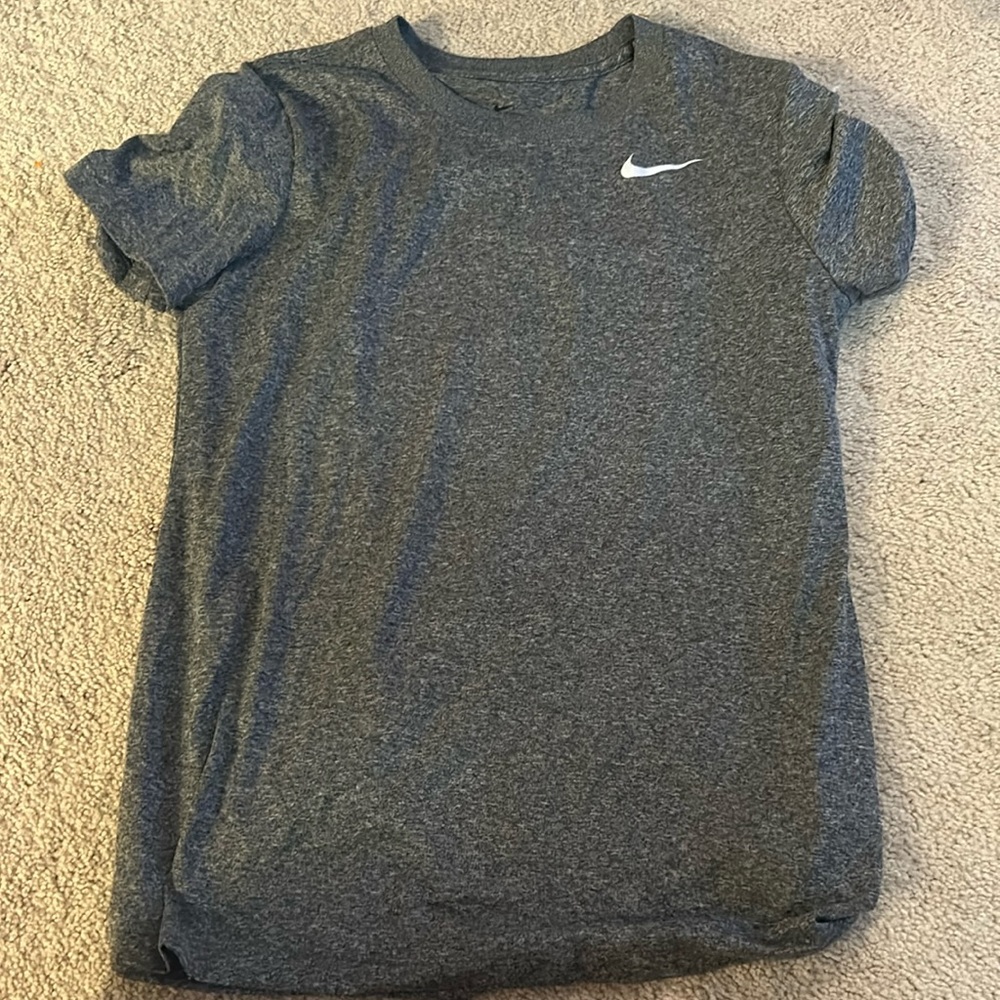 Nike T-shirt